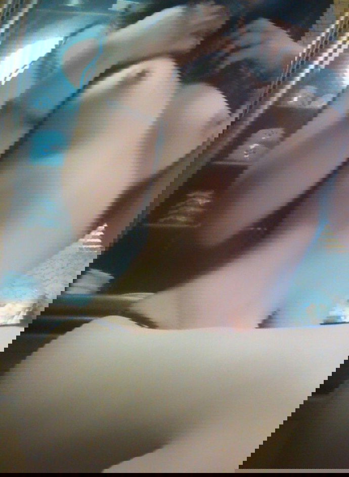 005VSYqKgw1er0cp0ifa7j30zk1cnb29.jpg