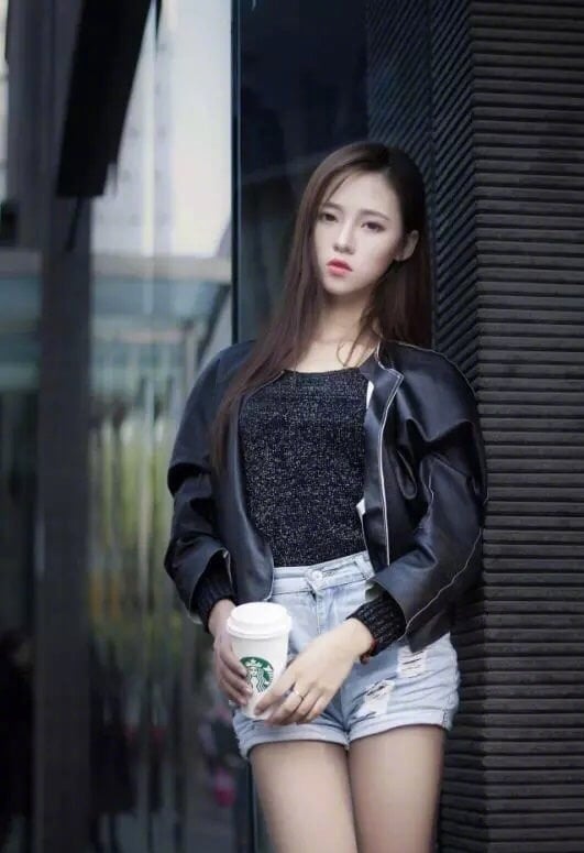 ebc111edgy1fdpt87pb3wj20et0m876d.jpg