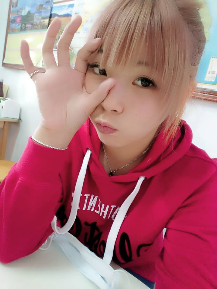 美容師綝綝