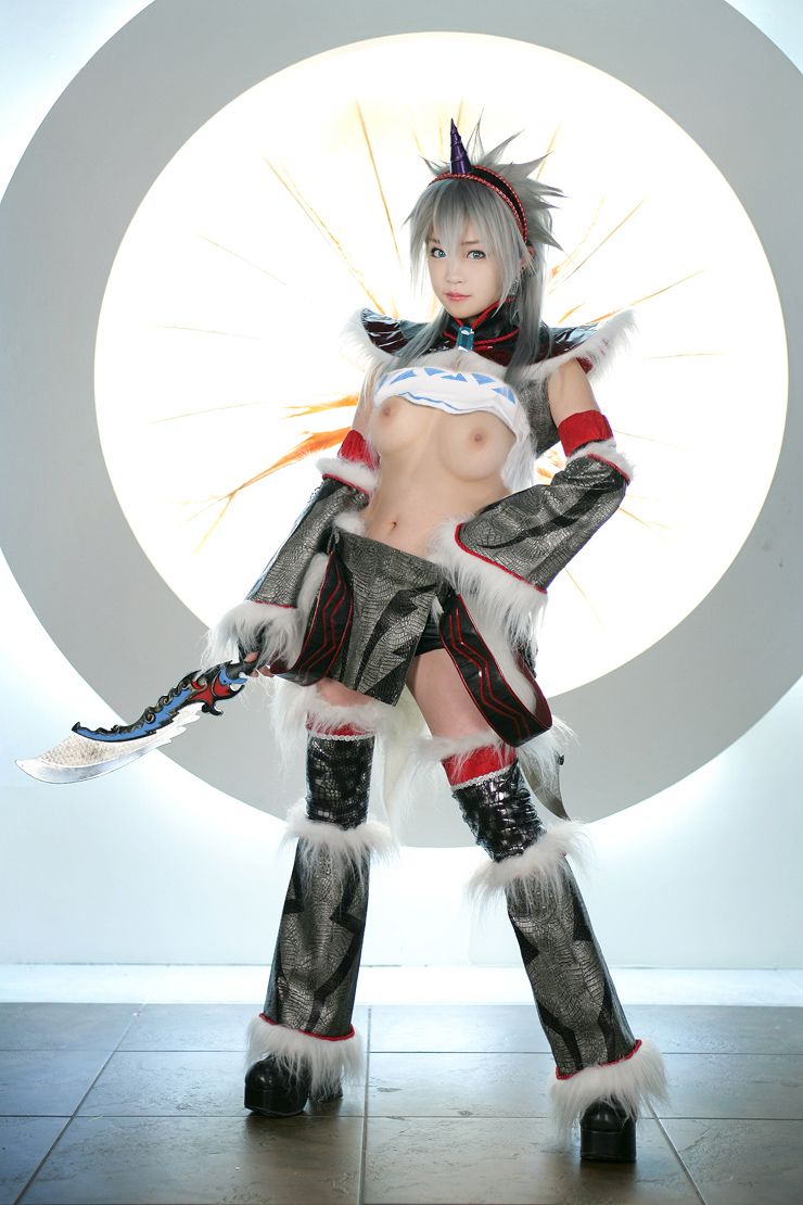 2144545133-24.jpg
