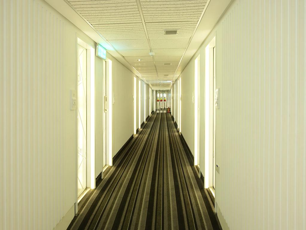 25997365.jpg