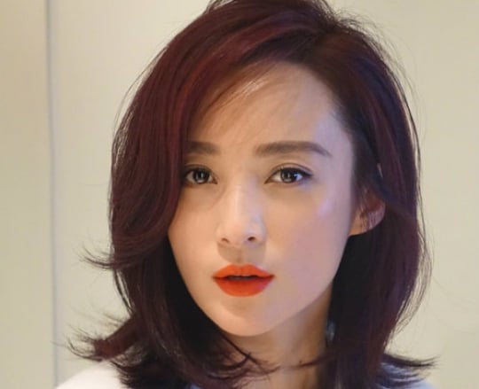 　桃花眼的女明星代表蒋勤勤