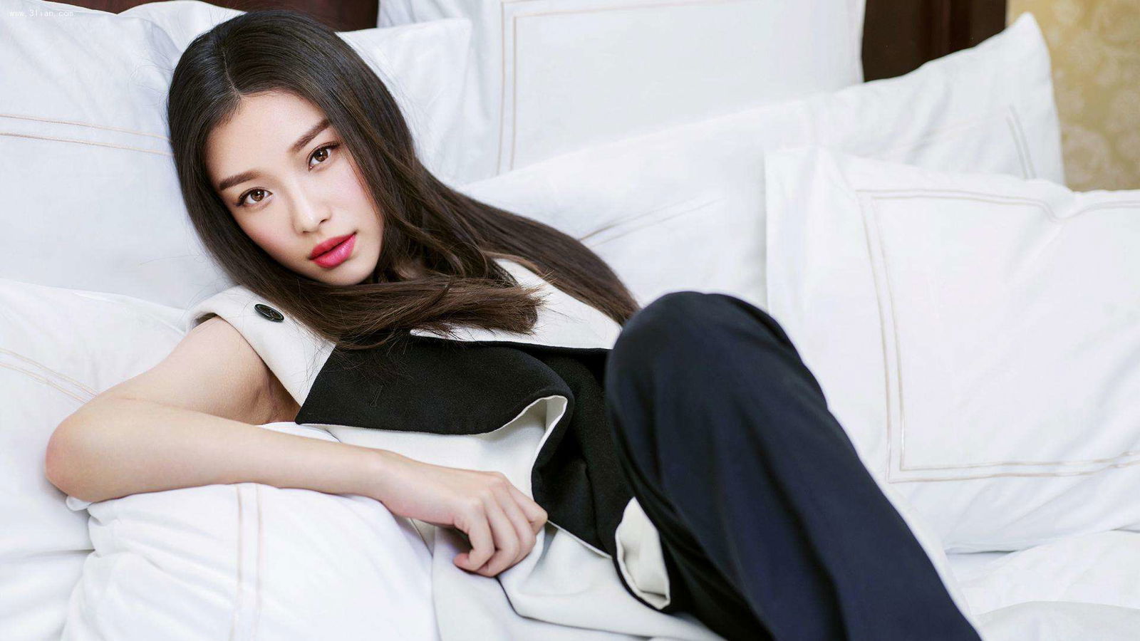 桃花眼的女明星代表倪妮