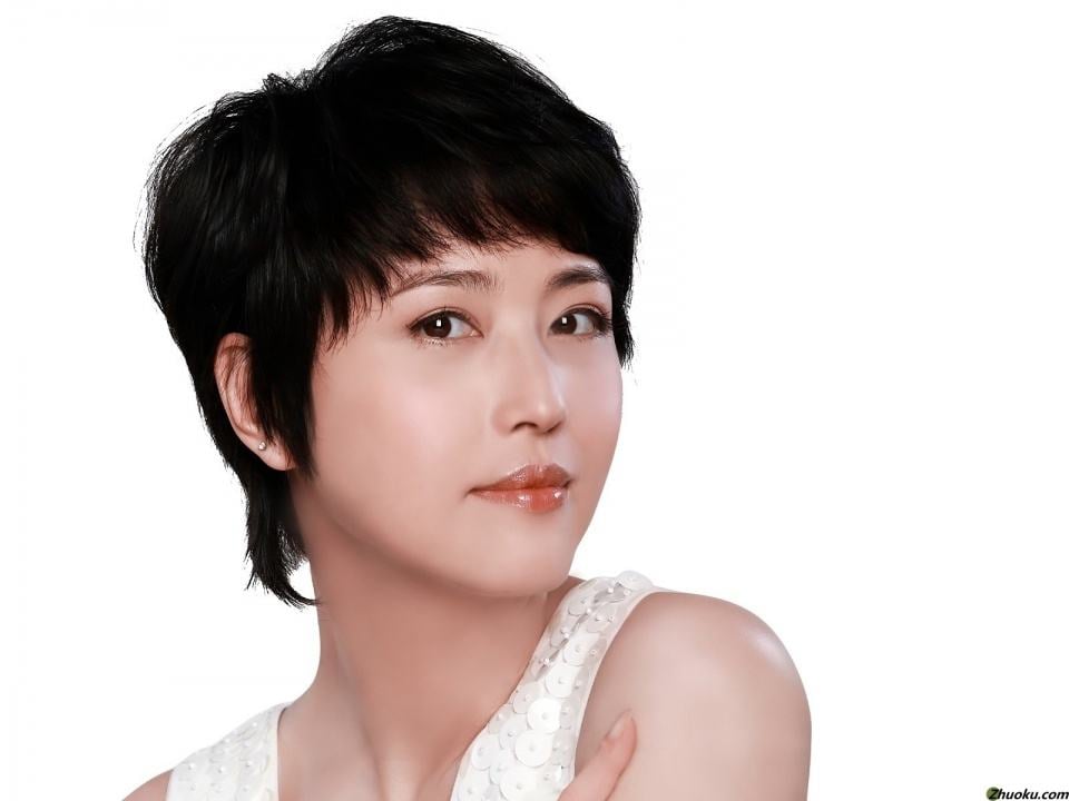 桃花眼的女明星代表周海媚