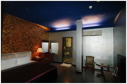 room3-2.jpg