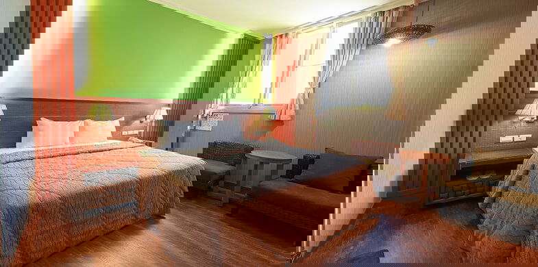 room7.jpg