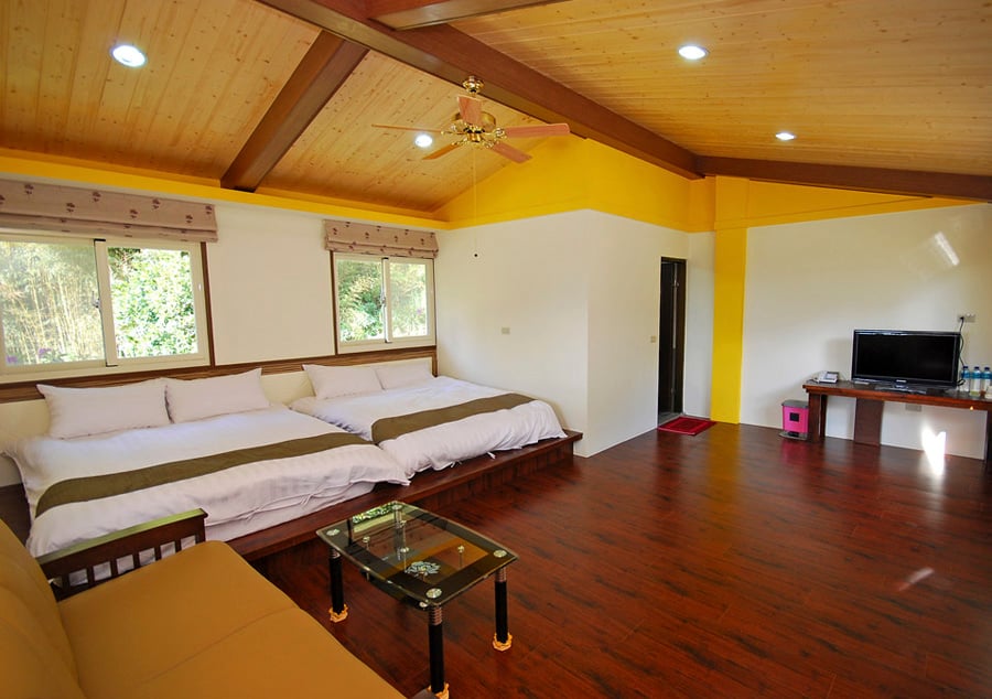 room-07-large.jpg