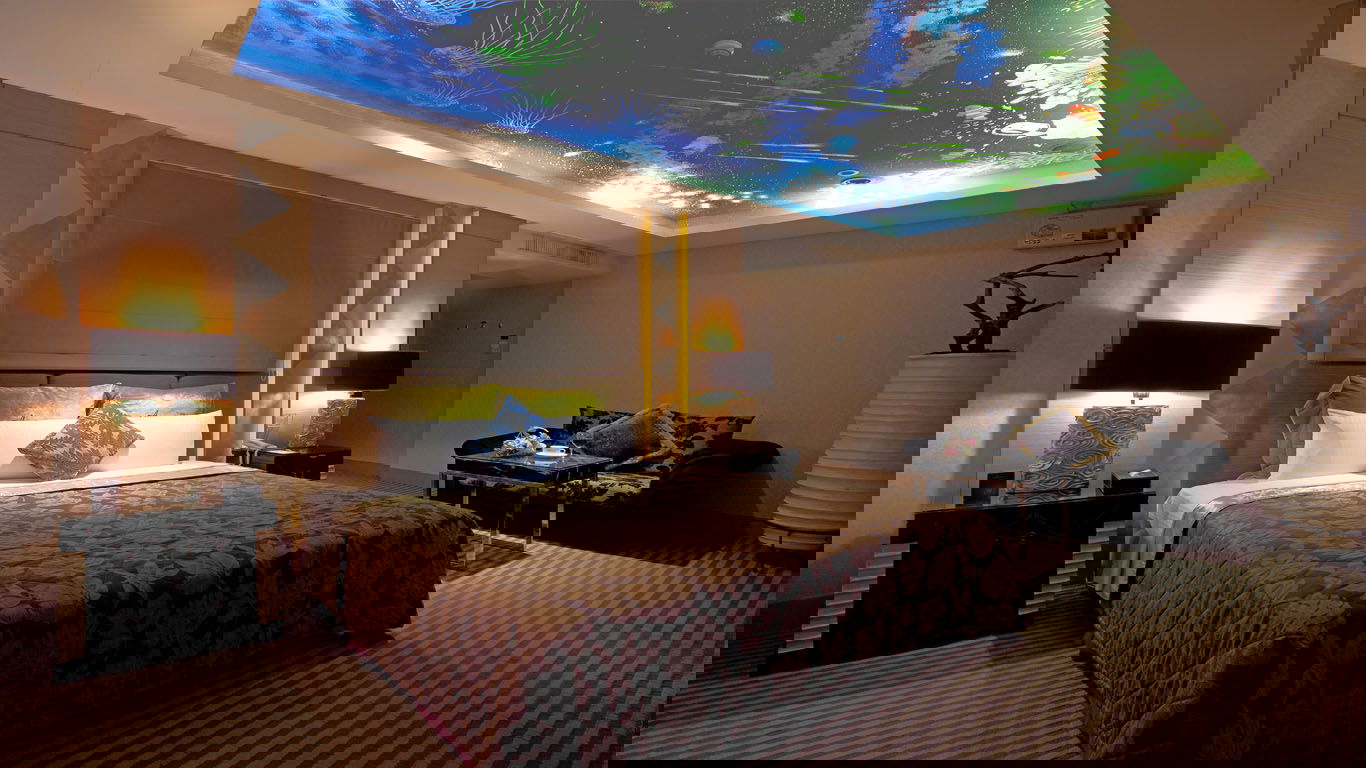 room7_1.jpg