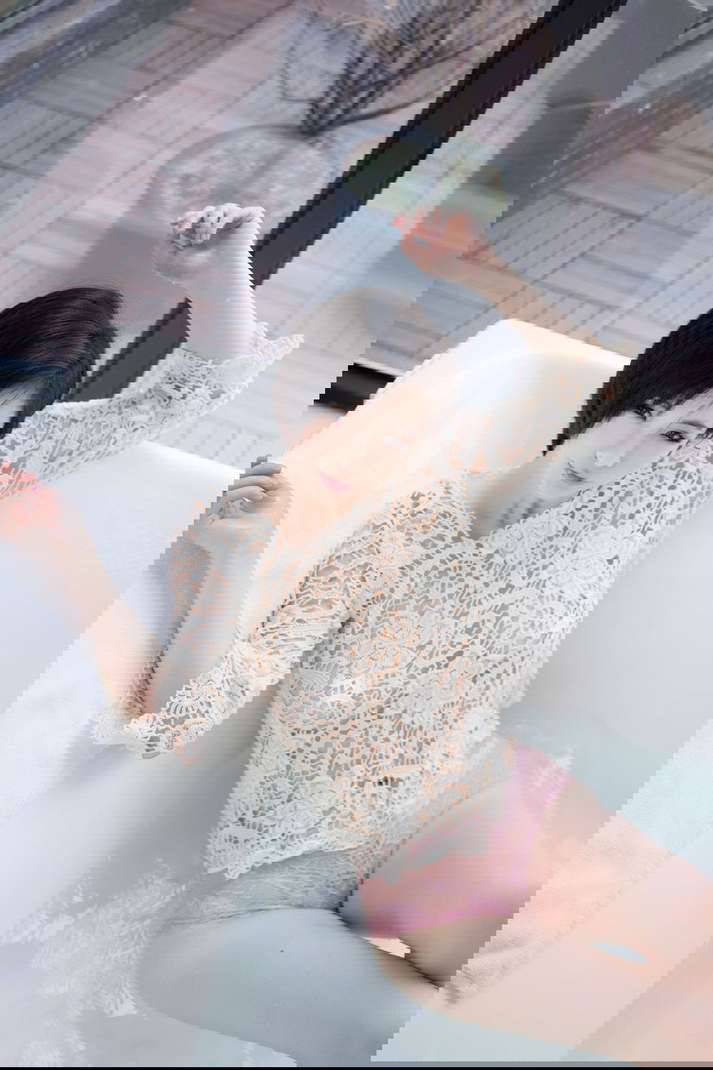 iwrvaxzovlcpsovmwphx.jpg