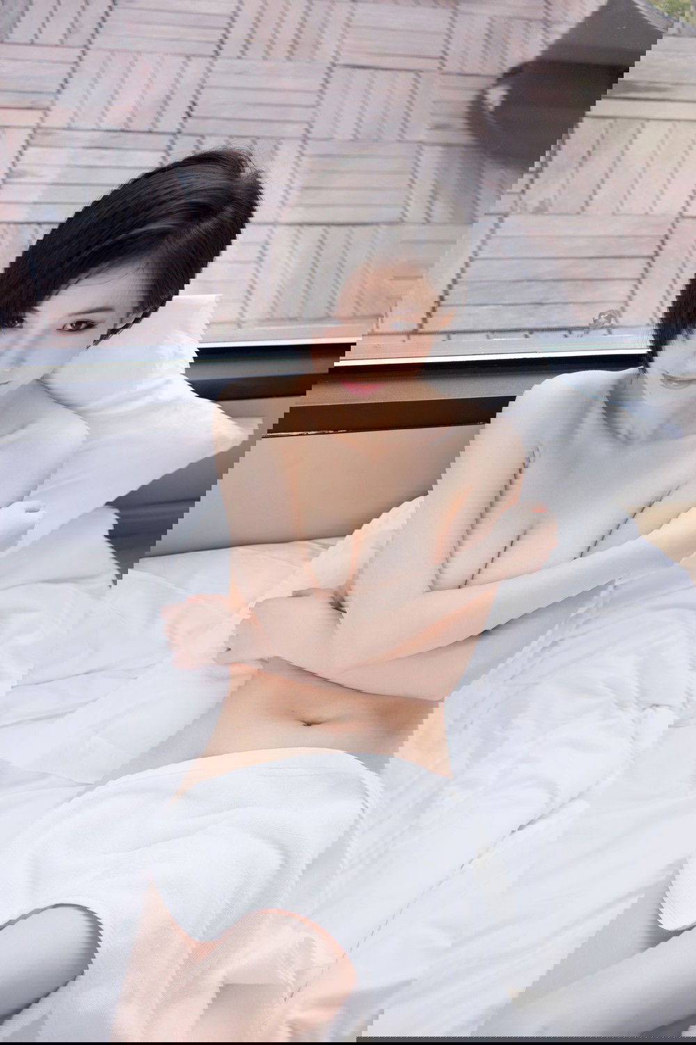 zlmicjrntthgezuzeriz.jpg