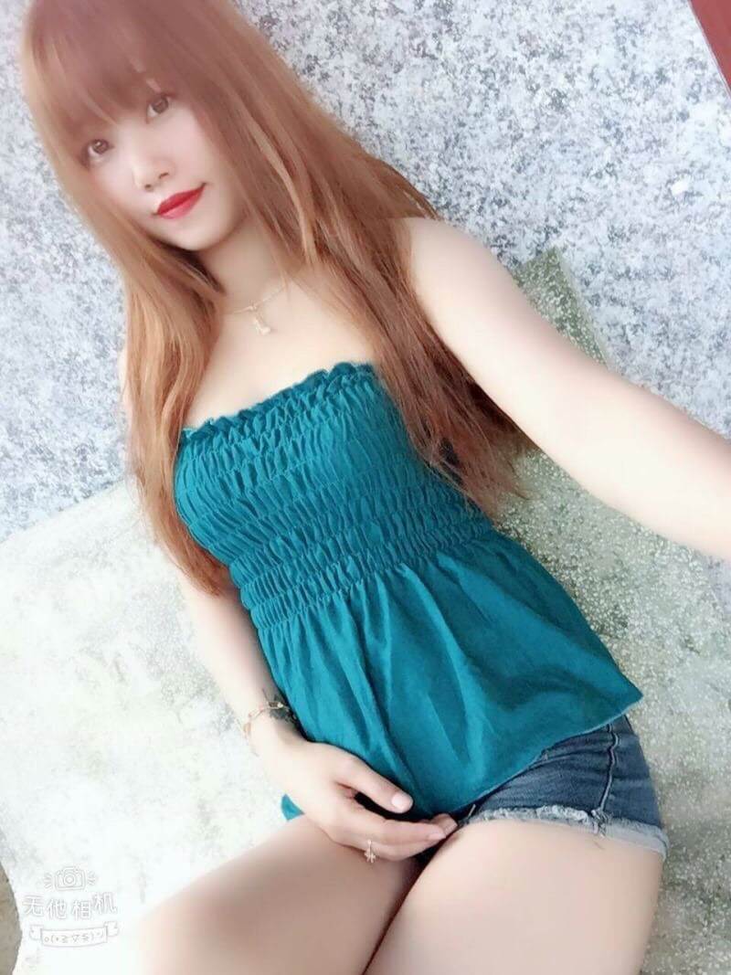 佳佳.jpg