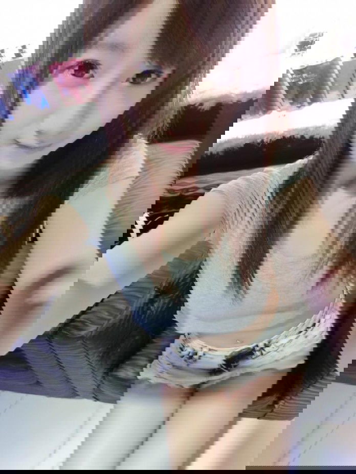 13524_1102674579758602_5654858176247030292_n-696x928.jpg