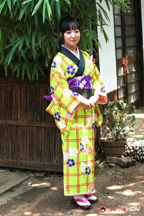 547940_01.jpg