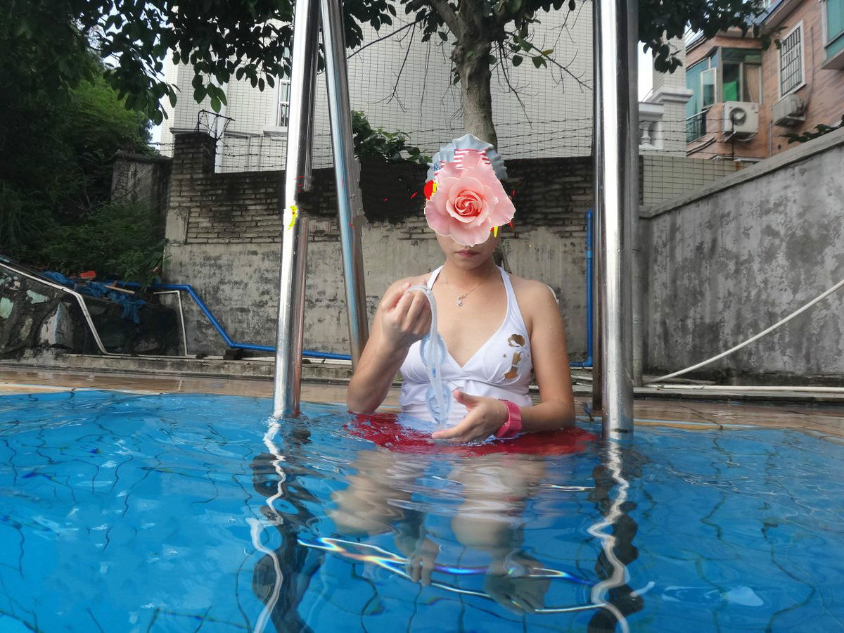 14213621.jpg