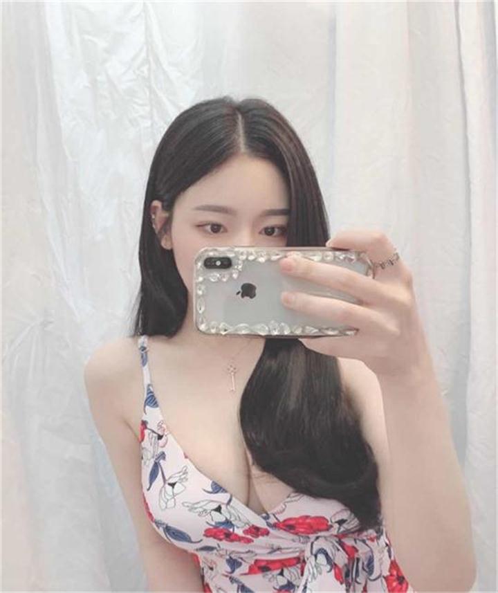 44B7DEEDF290E66201B7F45E7D409901.png