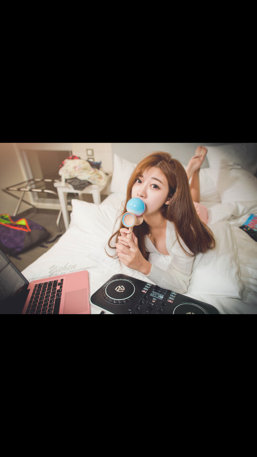 1B418CF3-7149-4904-8A75-1A52239C8ED4.png