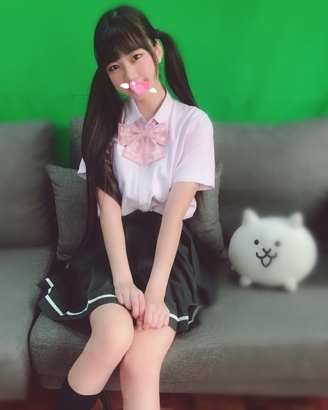 035735cymuvyx2xv5zs776.jpg