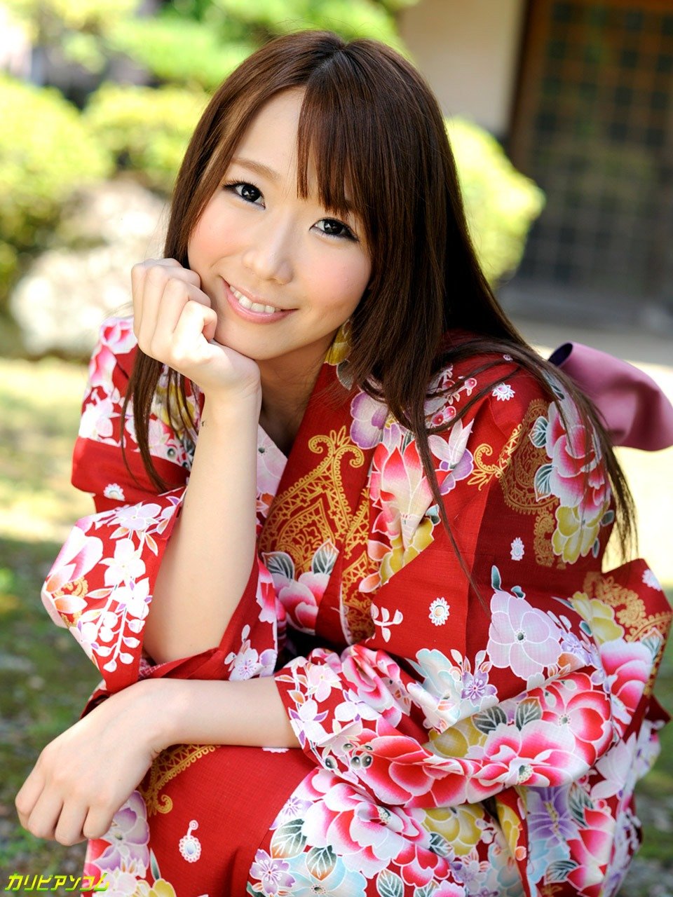 hitomi-oki-2.jpg