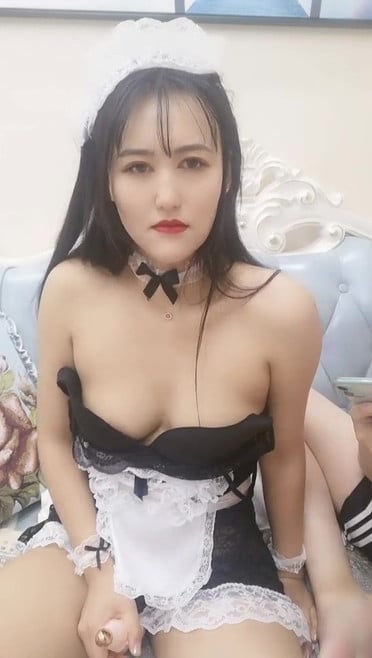 STP15153 颜值不错骚气少妇情趣女仆装和炮衣啪啪，口交掰穴特写抽插猛操，再用跳蛋自.jpg