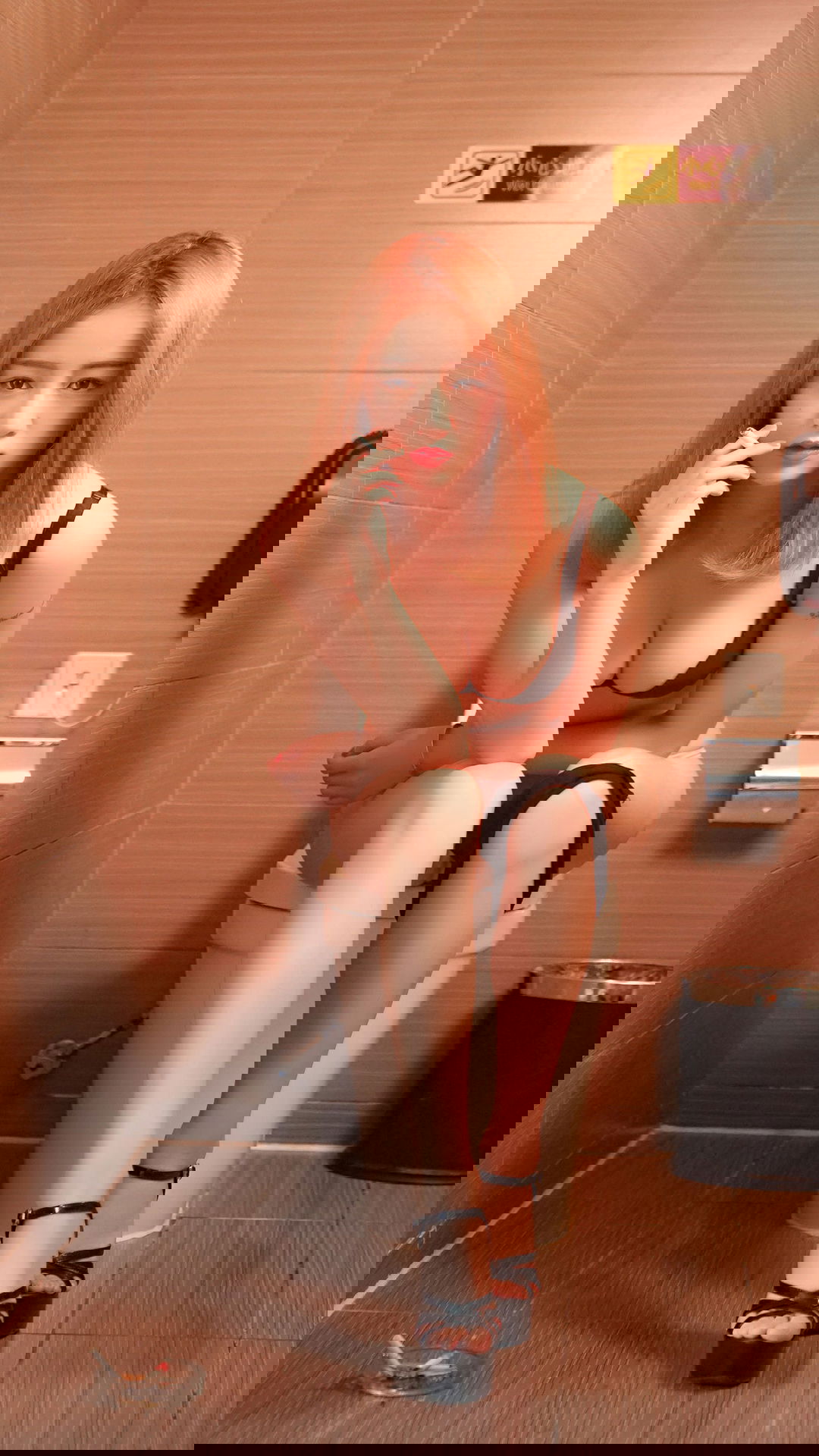 desk_001.jpg