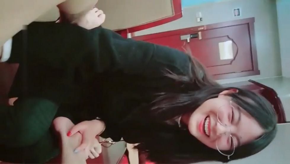 STP15461 某收费网站流出-艺术院校文艺范气质美女宾馆和男友开房没满足男友吃鸡巴要求.jpg