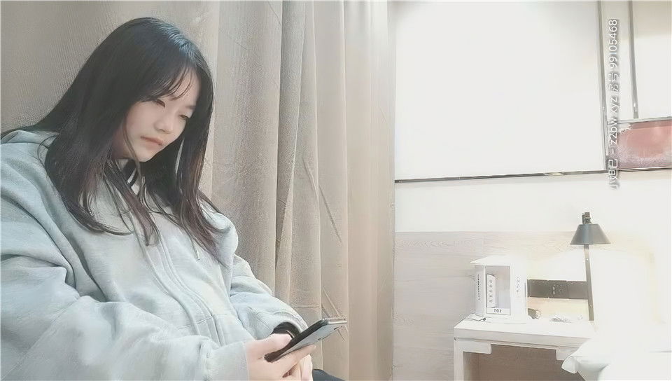 STP17931 大二羞涩学生妹刚下海，超清设备偷拍白嫩胴体，花式啪啪这一场又搞出血来.jp.jpg