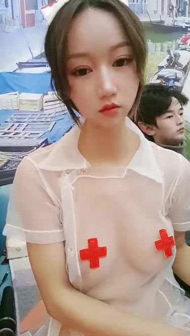 STP18083 韩奶儿高颜值甜美妹子和小男友互玩，近距离特写大黑牛掰穴震动玩弄呻吟娇喘..jpg