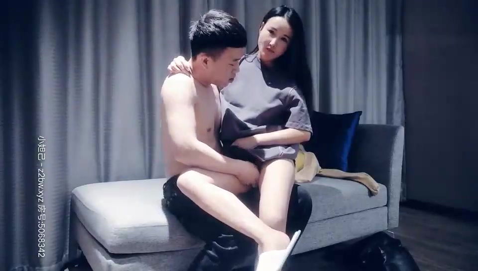 STP18424 长发少妇啪啪，舌吻互摸特写口交上位骑坐猛操.jpg