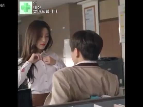 xvideos.com_24a8ca21ad16b7925822b0bb904b7173.mp4_20210315_023300470.jpg