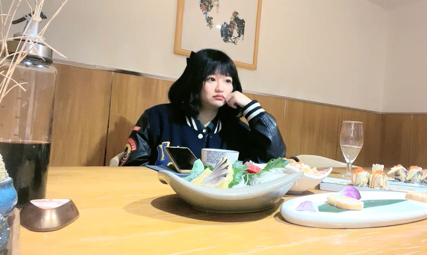 STP19360 00后小萝莉 吃饭聊天酒店开房全程记录 话术套路经典教材 良家杀手名副其实.j.jpg