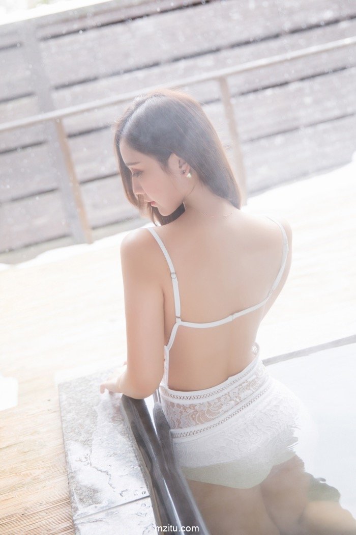 28g03.jpg