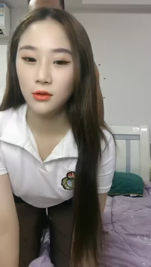 aaxv.xyz-STP20782 爆艹高颜值极品无毛白虎美少女 超乘骑疯狂榨汁把肉棒吞到最深处 子.jpg