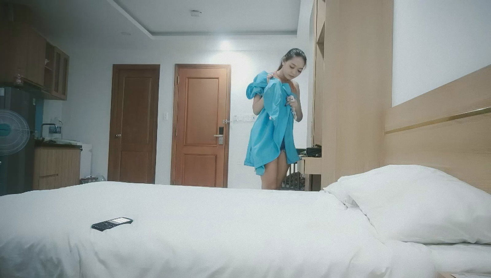 aaxv.xyz-STP21518 2600网约178模特 大长腿美乳高颜值 眉眼自带风情今夜赚到了.jpg