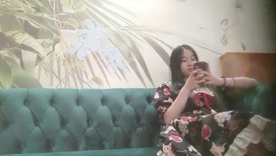 bbsxv.xyz-STP21758 极品萝莉裙小姐姐 吃饱喝足再开始操 脱掉衣服白嫩美乳吸吮 翘起屁.jpg