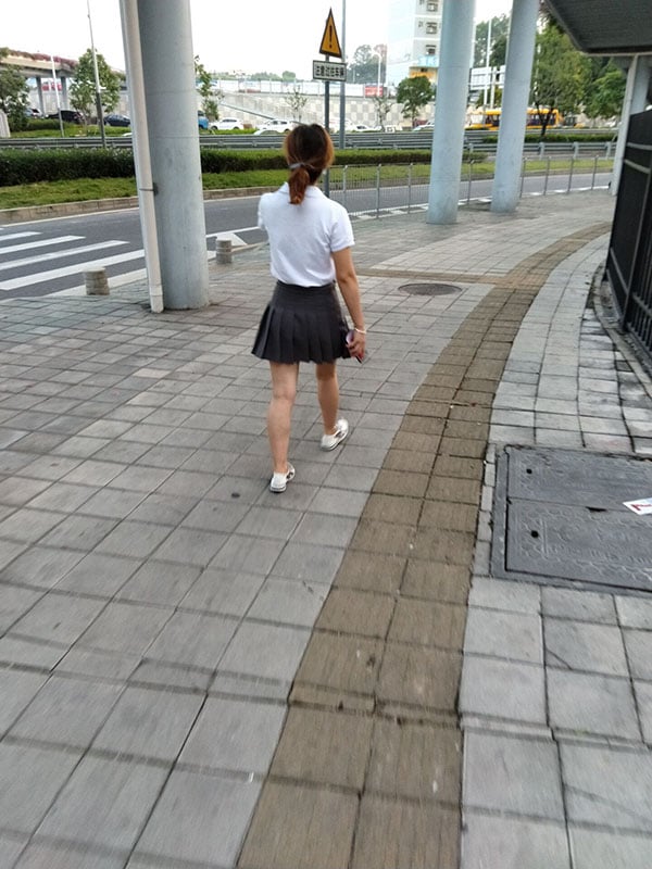 穿JK的少妇 (2).jpg