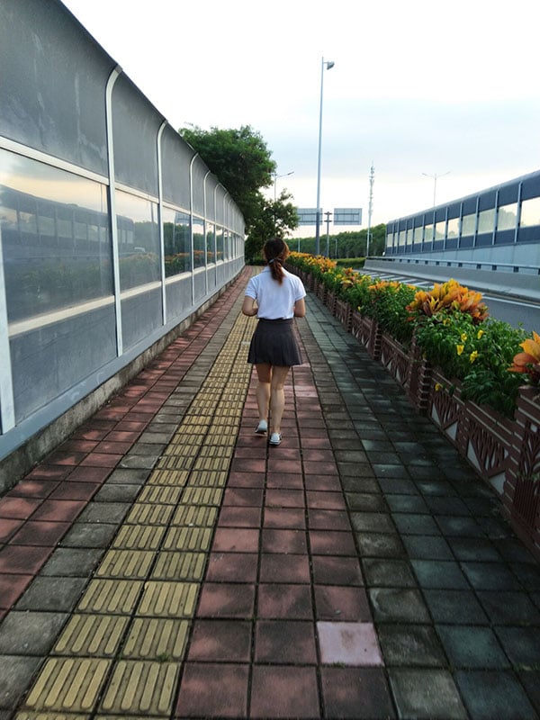 穿JK的少妇 (24).jpg