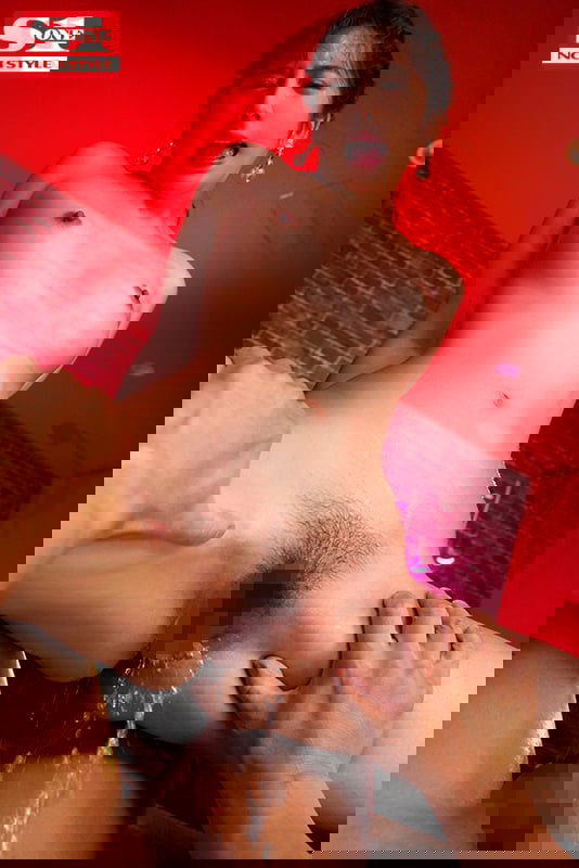 0JRX9HcUwV8GxdUyoF7cZEC85ROerDrq7QsSlsFc.jpeg