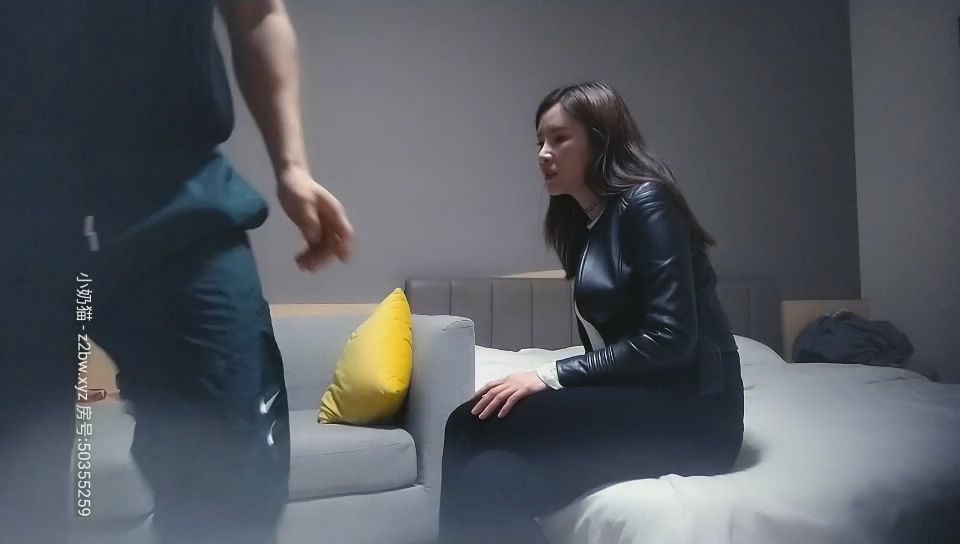 kpkp3.com-STP23823 高颜值外围小姐姐  甜美大长腿温柔态度好  沙发69观音坐莲  白嫩.jpg