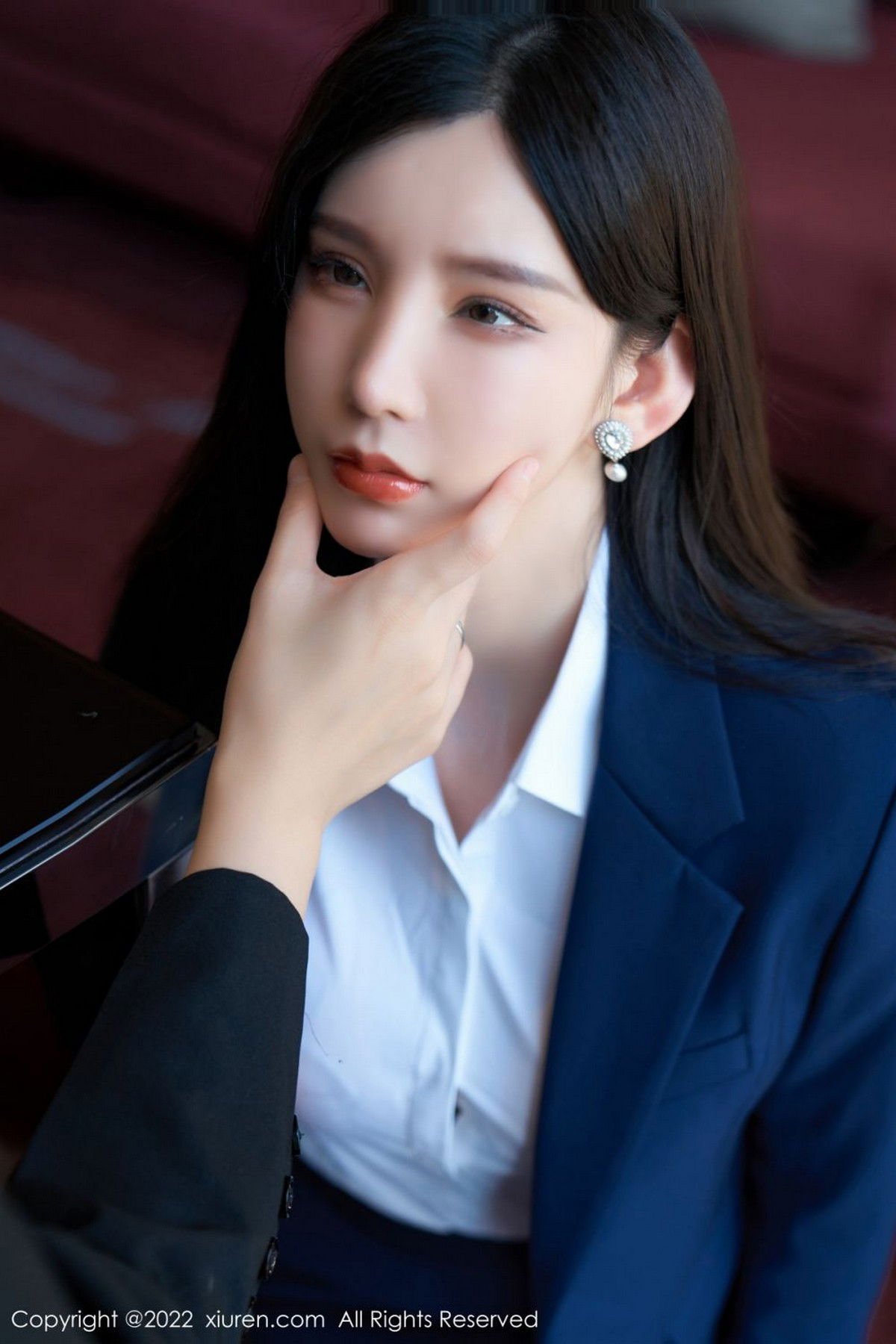 152206eilf228zu9e27cue.jpg