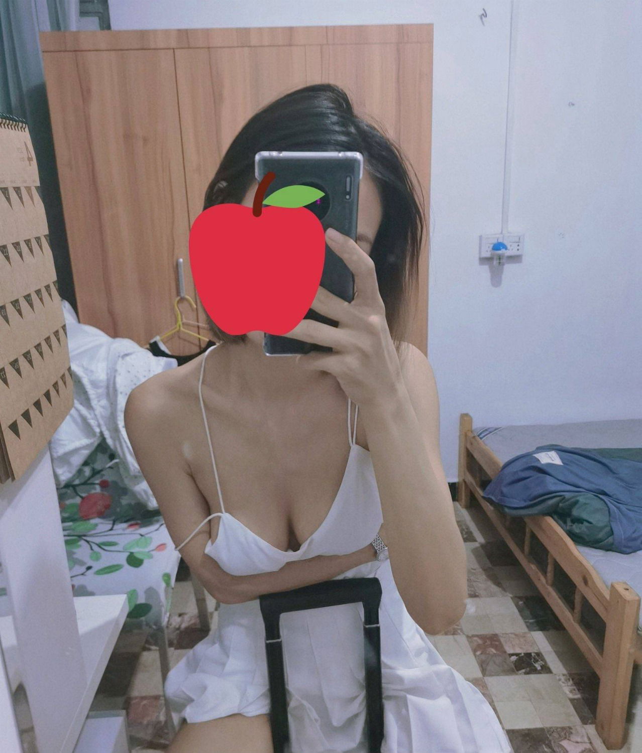 224658ggnuw1jr59j1glw9.jpg