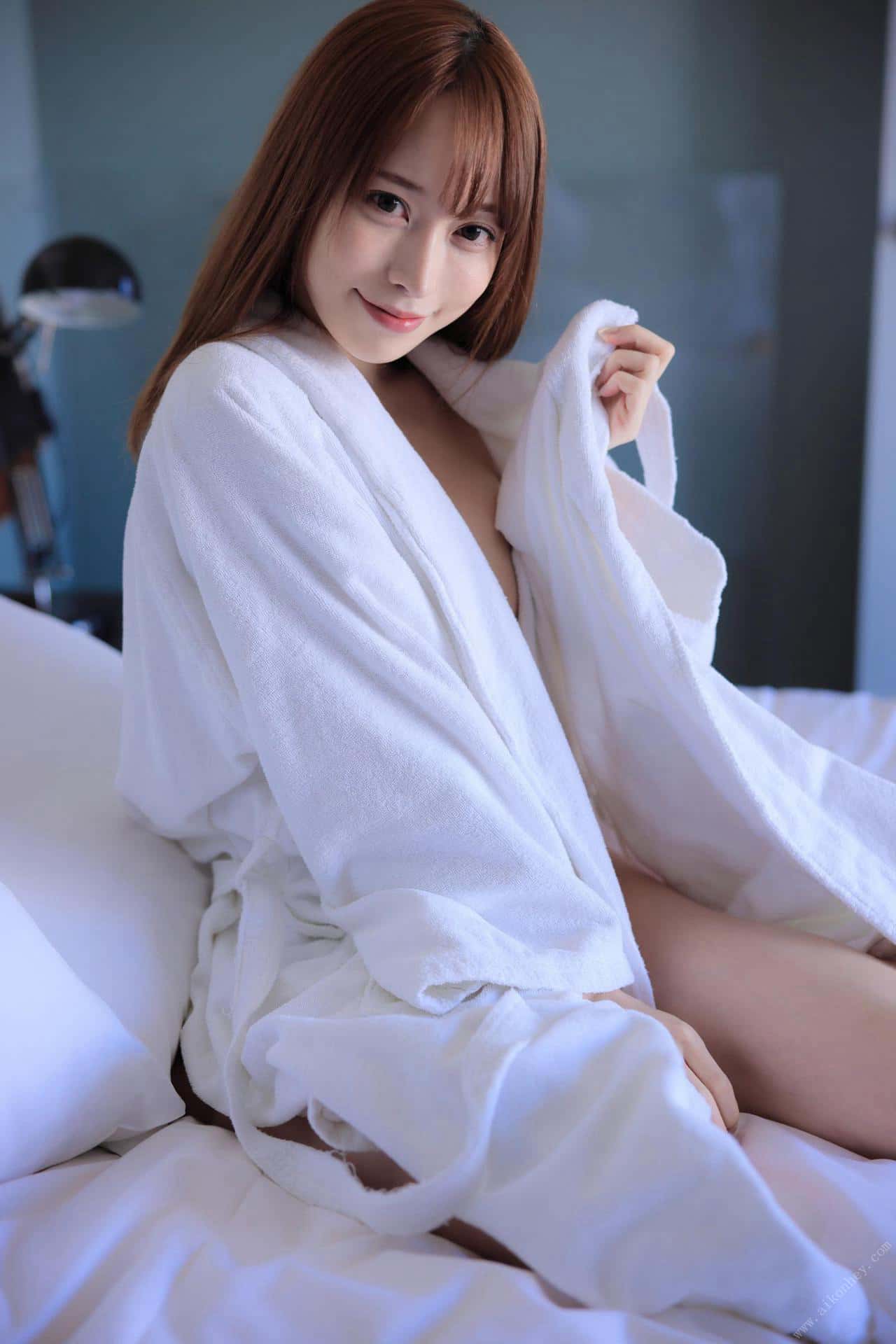 222109a202qh0kqha0h4hh.jpg