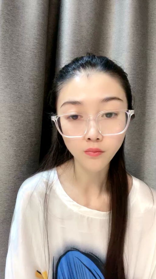 STP28379 高冷眼镜美女小姐姐！苗条纤细美腿！透视吊带睡衣扭腰，多毛骚穴掰开特写，.jpg