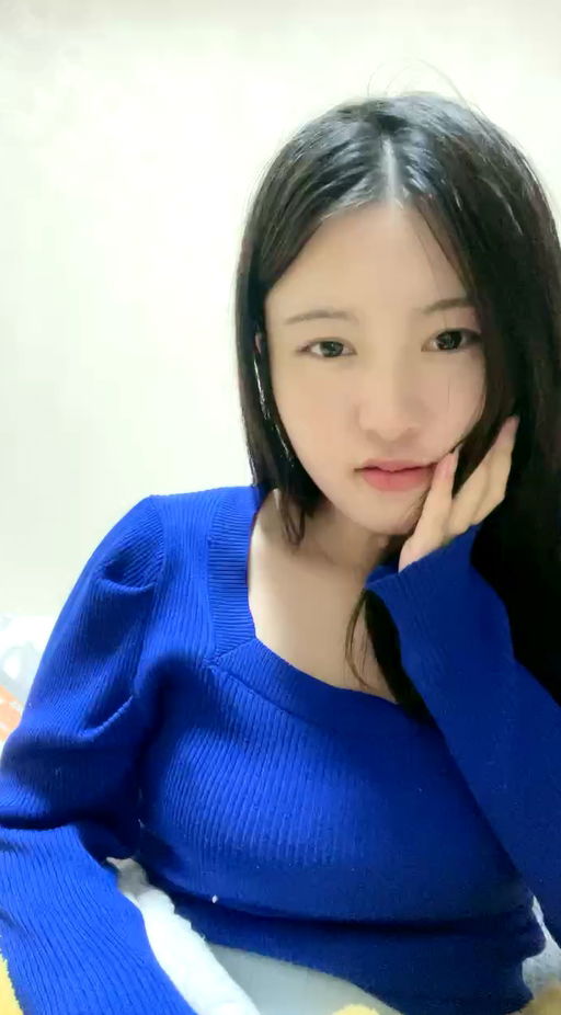 STP28398 甜美邻家小妹！一身蓝衣气质超棒！一对大奶子，张开双腿特写揉穴，多毛骚逼.jpg