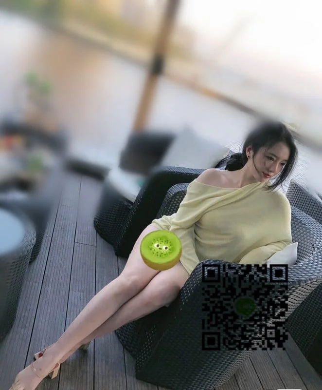 181410uwejg44rzx52eafa.jpg