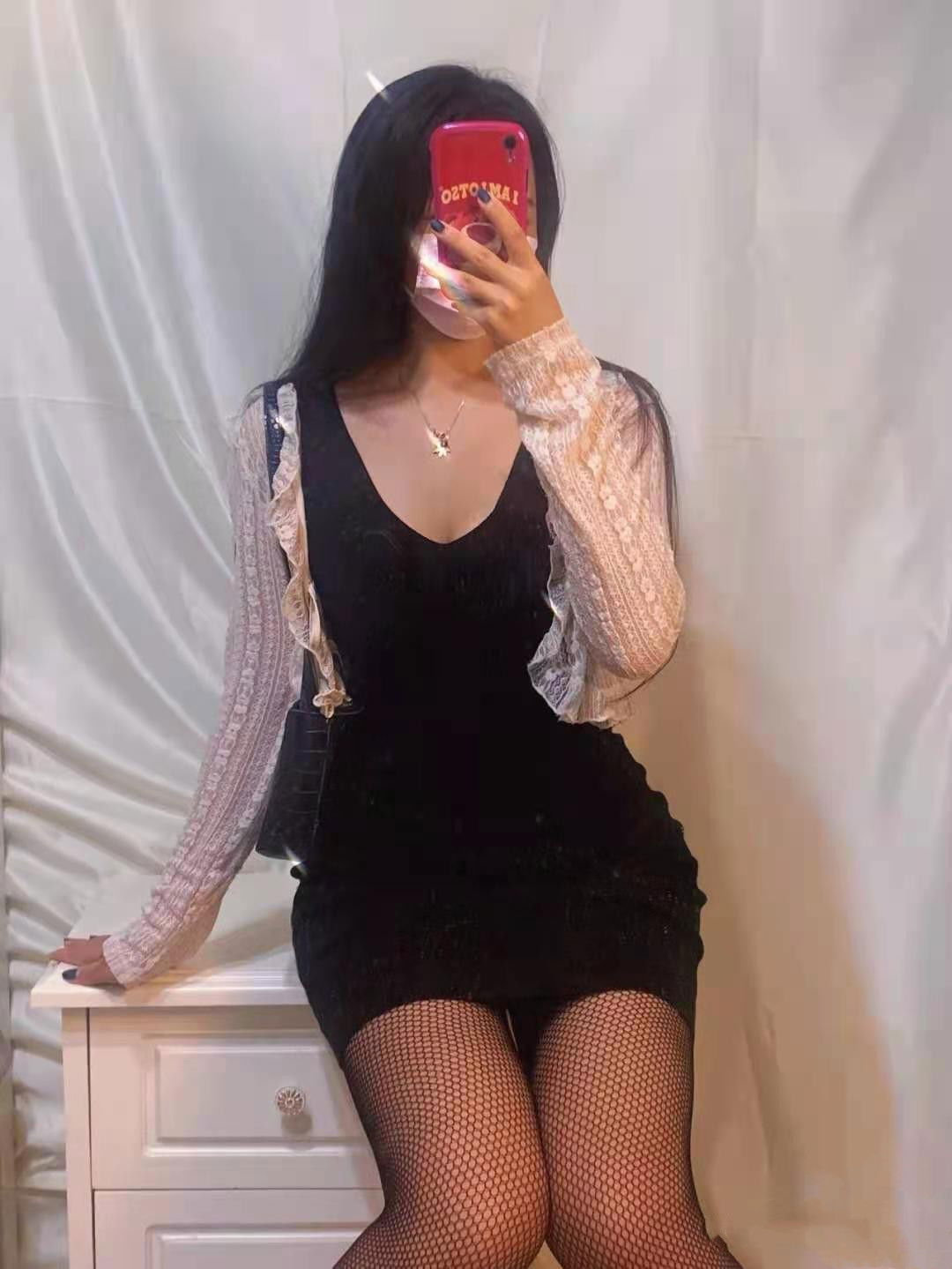 185114a8353ay83s6a5vw3.jpg