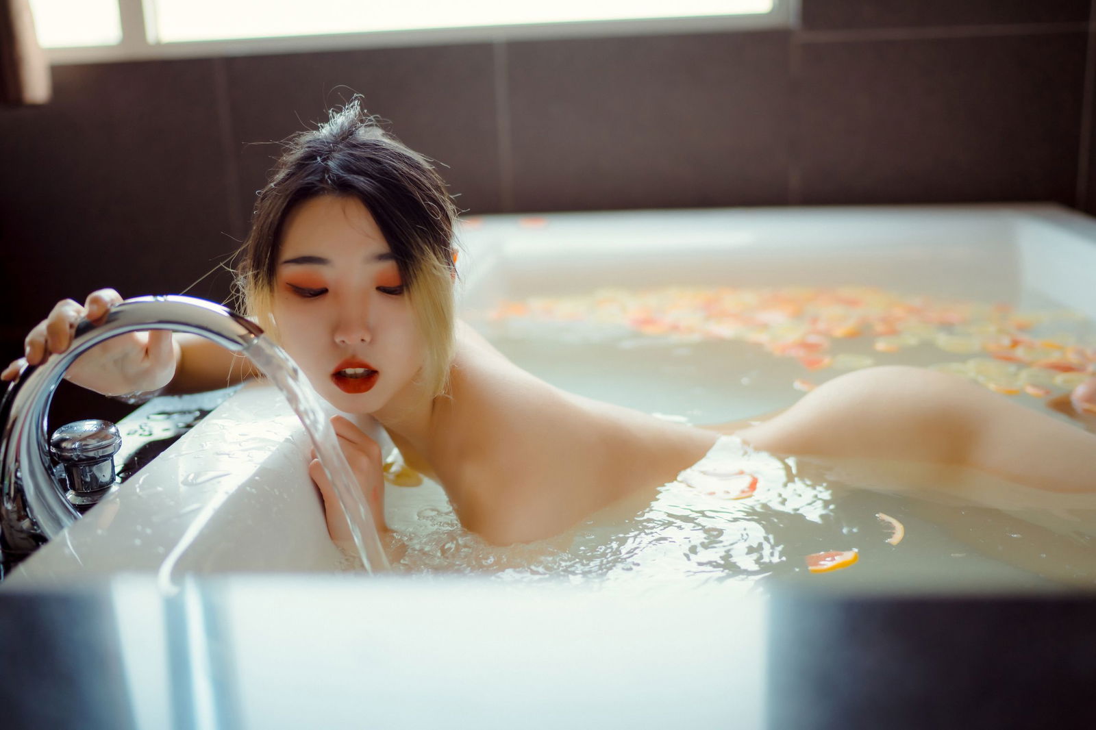 Moon-Night-Snap-Dame-It-Thickens-Vol.2-MrCong.com-058.jpeg