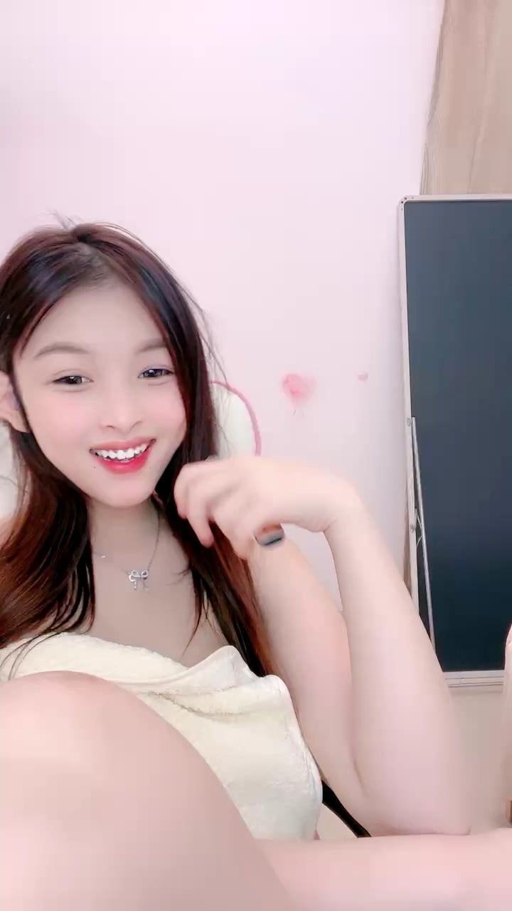 STP30992 红唇甜美小姐姐！激情大战头套男！美乳粉嫩小穴，跪着深喉插嘴，怼着嫩穴一.jpg