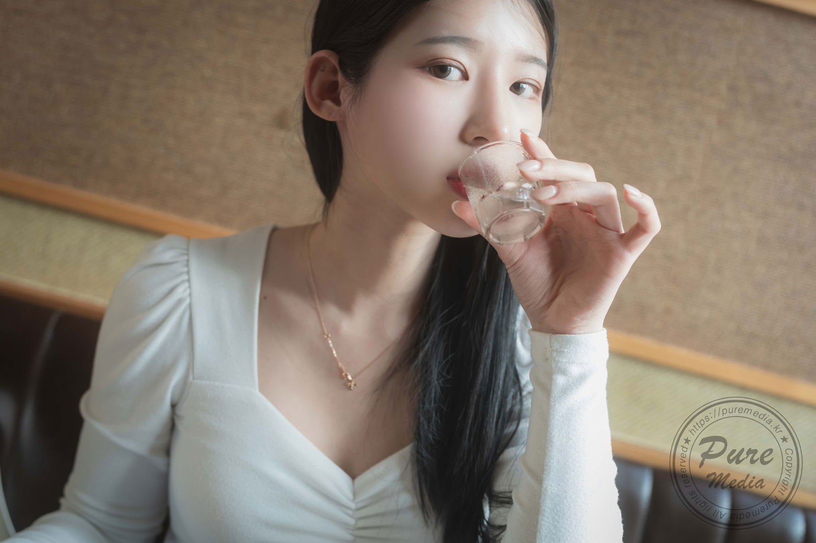 Pure-Media-Vol.244-Yeha-Kidnapped-Basement-Office-Girl-MrCong.com-008.jpeg