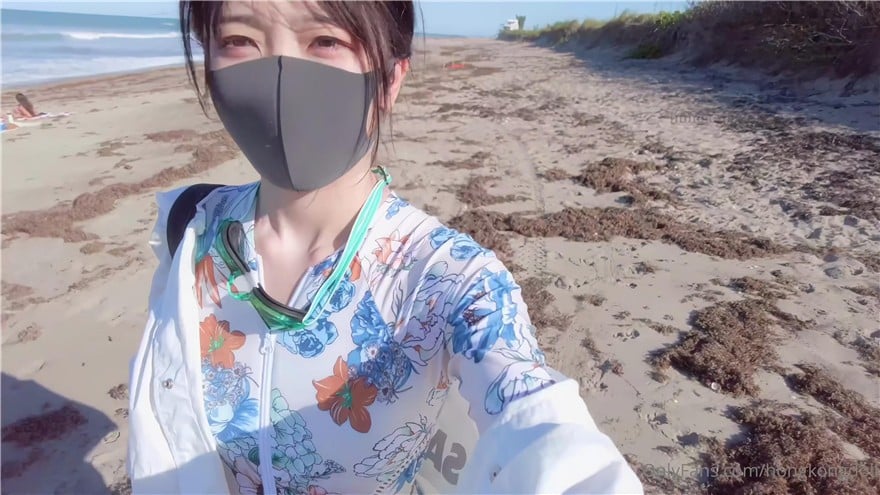 STP31846 火爆网红玩偶姐姐『HongKongDoll』6月新流出 冲浪少女的碎碎念.jpg