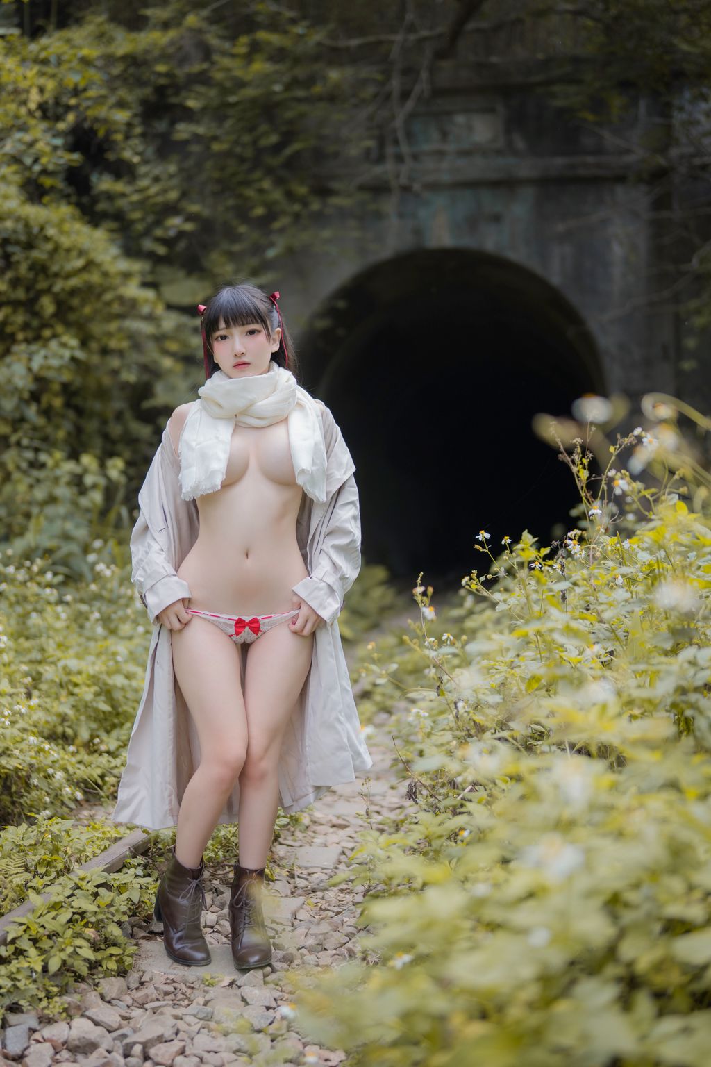 Fantasy-Factory-Patreon-Photobook-Leak-2-MrCong.com-109.jpeg